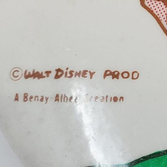 Vintage Walt Disney Productions Peter Pan Large Round Button - Picture 4 of 9